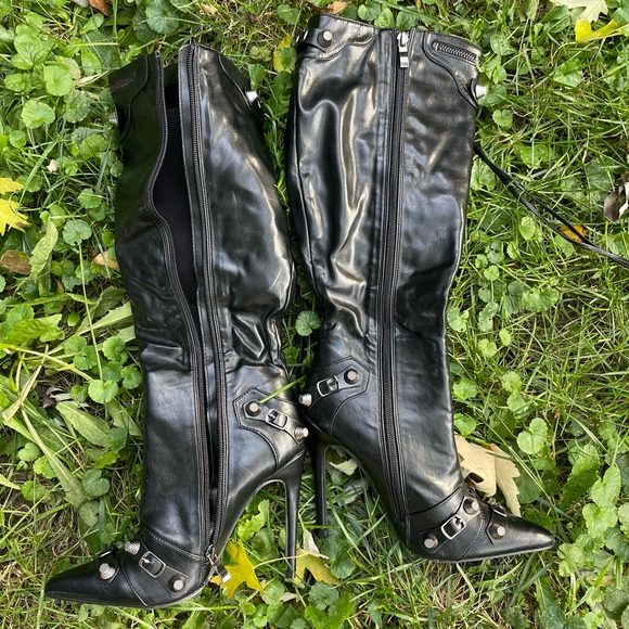 Nasty Gal BRAT Black Mid Calf Studded Boots - Picture 5 of 5